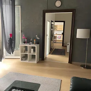 Dalla Laretta Di Fronte Acquario Di Appartement Gênes